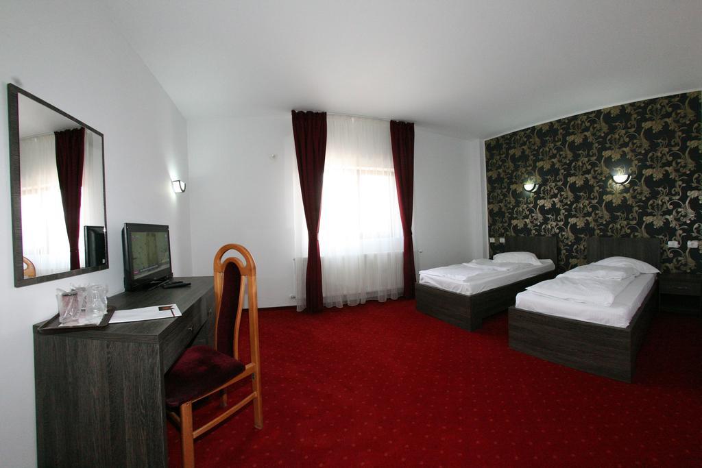 Hotel Rebis Brăila Стая снимка